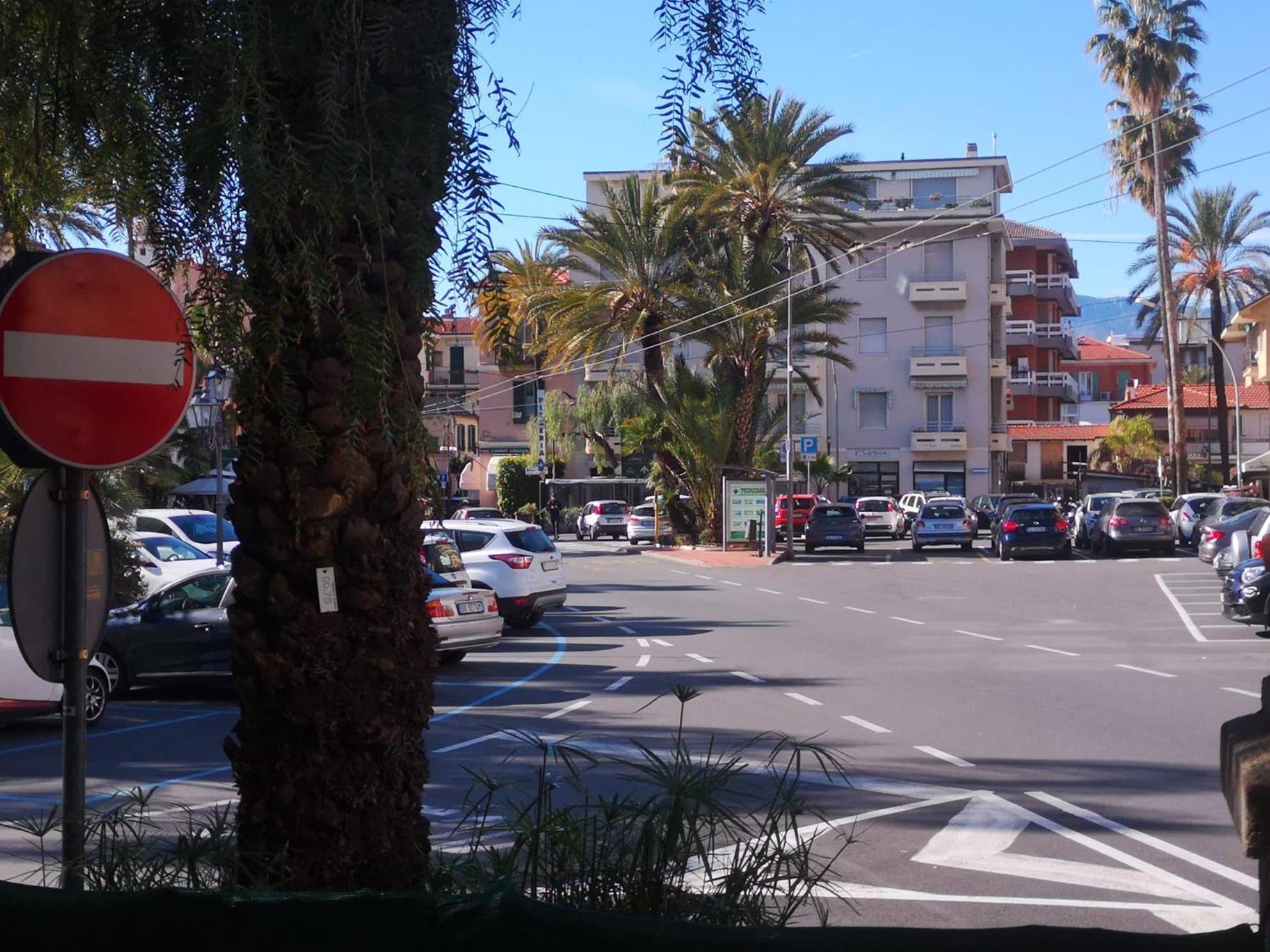 Appartamento Casa Ambra Bordighera Exterior foto